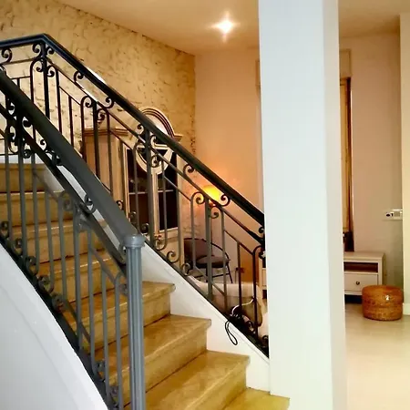 Guest house Moll House, The 3*